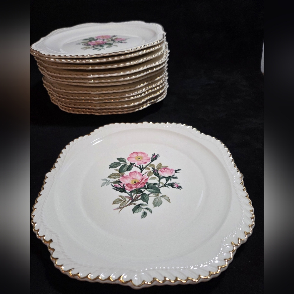 Cottage Core Vtg 22kt. Gold Rim Harker Pottery Company Wild Rose